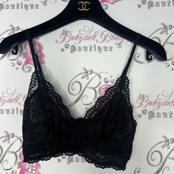 Talula Other - Talula Aritzia bra lace black bralette stretchy floral sexy comfy lounge